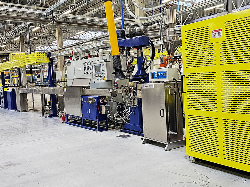 Cáp vào dịch vụ là gì?