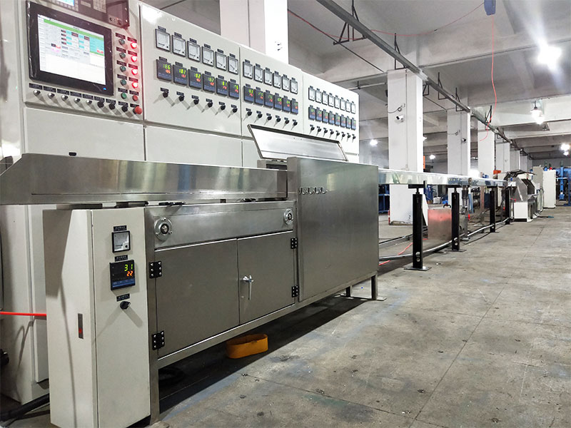 Những rủi ro của việc sử dụng băng keo điện để cố định dây điện là gì?